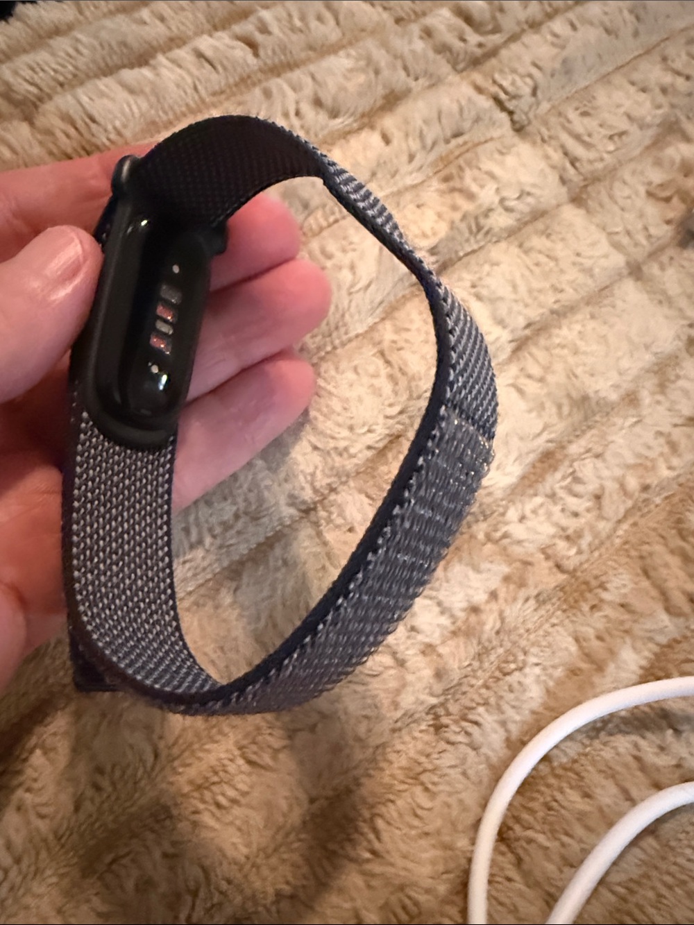 New Google Fitbit Air with Accessory Band in Black with White Charger - Picture 2 of 4